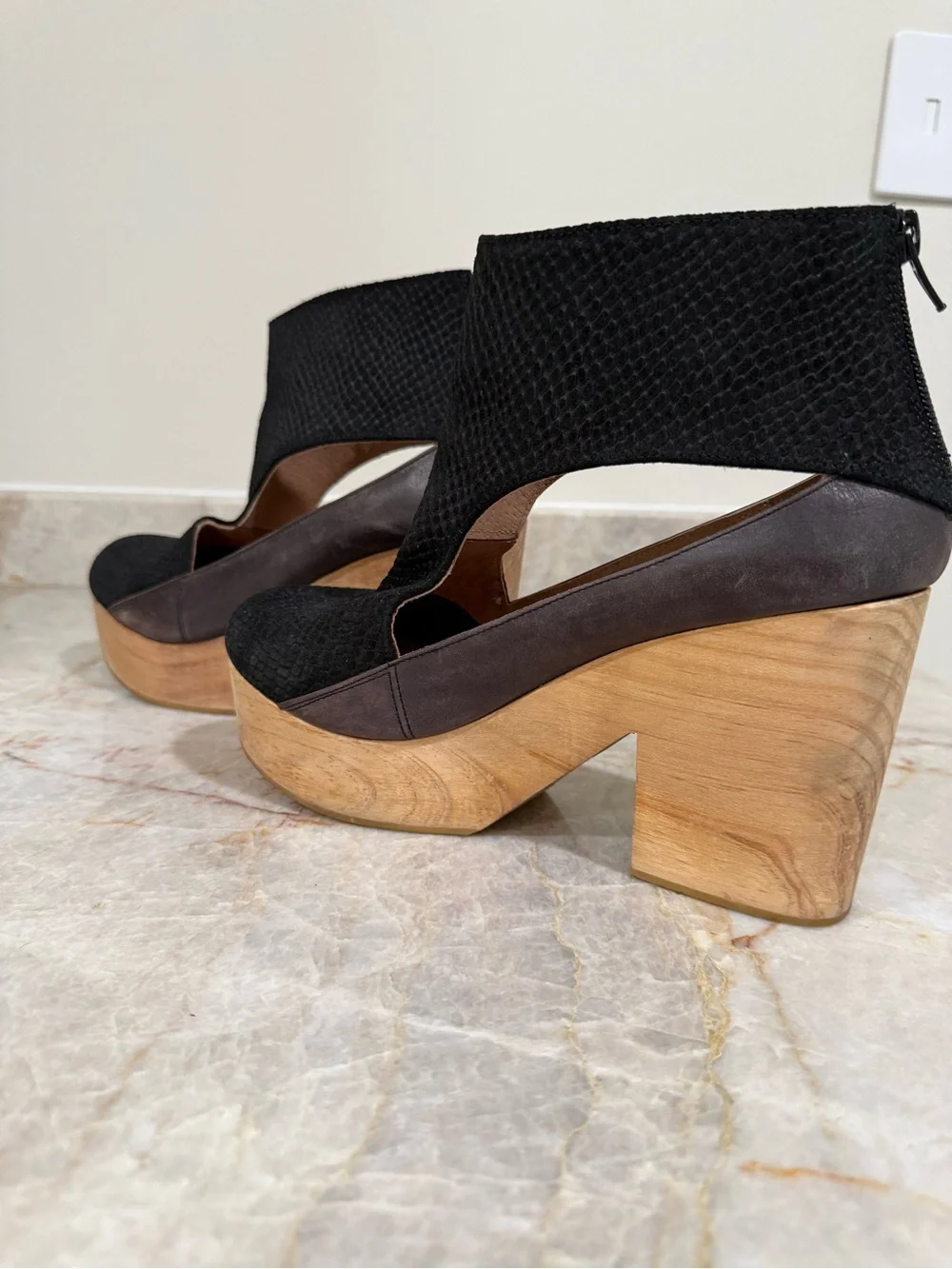 Free People Horizon Wood Clog Cutout Platform Heel Sandals Black EU 39 US 9